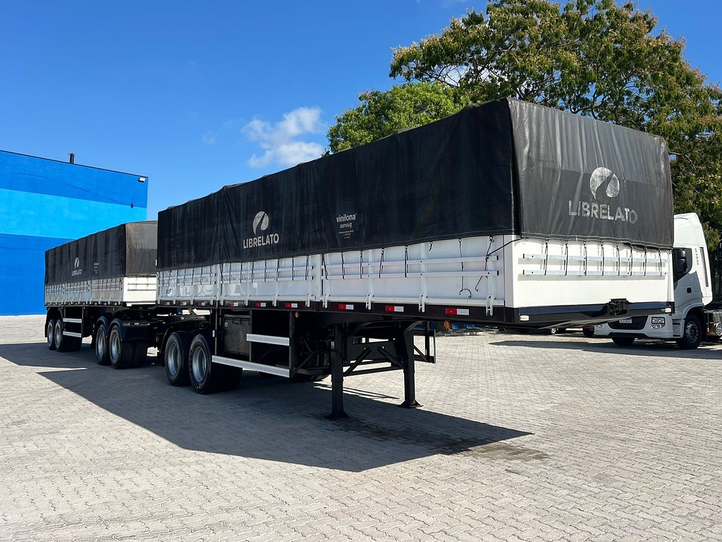 Carreta RODOTREM GRANELEIRO Librelato ANO 2022 9 Eixos de Rodolima Caminhoes no Paraná