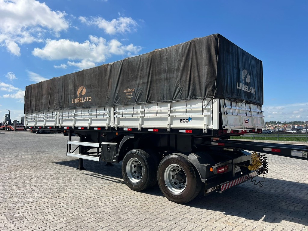 Carreta RODOTREM GRANELEIRO Librelato ANO 2022 9 Eixos de Rodolima Caminhoes no Paraná