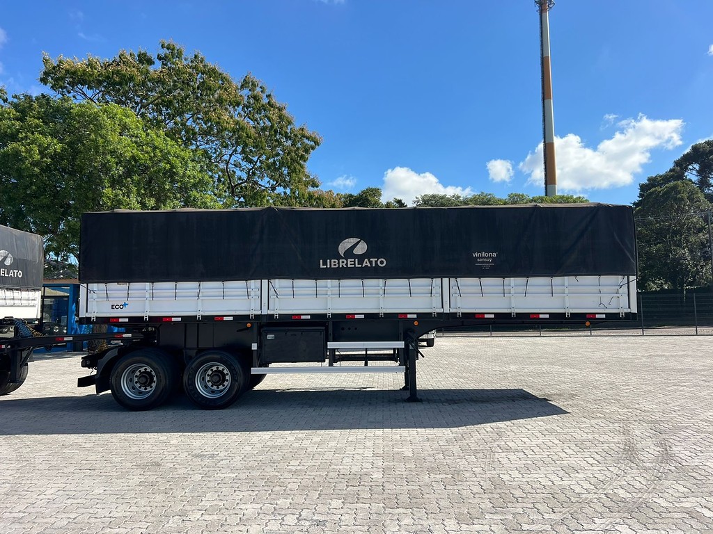 Carreta RODOTREM GRANELEIRO Librelato ANO 2022 9 Eixos de Rodolima Caminhoes no Paraná