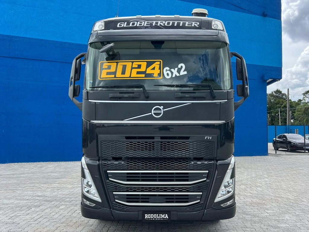 Caminhão VOLVO FH 460 Cavalo Mecânico ANO 2024 de Rodolima Caminhoes no Paraná