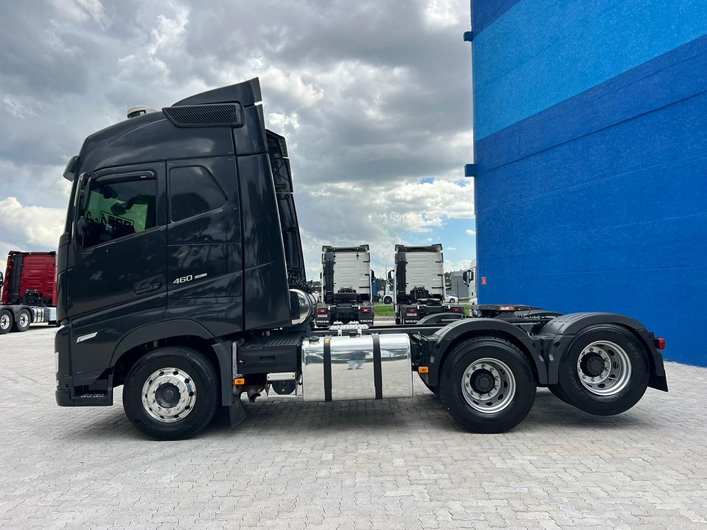 Caminhão VOLVO FH 460 Cavalo Mecânico ANO 2024 de Rodolima Caminhoes no Paraná