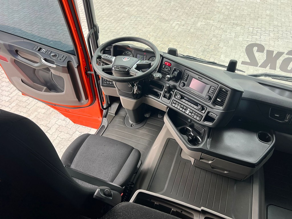 Caminhão SCANIA 450 Cavalo Mecânico ANO 2023 de Rodolima Caminhoes no Paraná