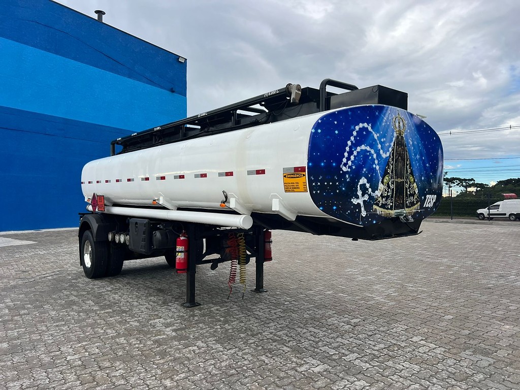 Carreta SEMI-REBOQUE TANQUE ACO Rodotic ANO 2007 1 Eixo de Rodolima Caminhoes no Paraná