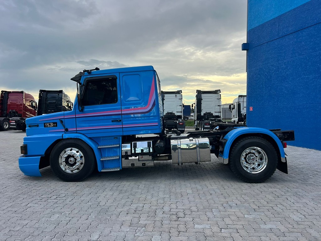 Caminhão SCANIA 113 360 Cavalo Mecânico ANO 1995 de Rodolima Caminhoes no Paraná