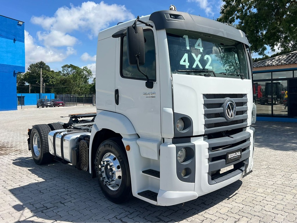 Caminhão VOLKSWAGEN VW 19420 Cavalo Mecânico ANO 2014 de Rodolima Caminhoes no Paraná