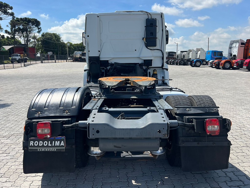 Caminhão VOLKSWAGEN VW 19420 Cavalo Mecânico ANO 2014 de Rodolima Caminhoes no Paraná