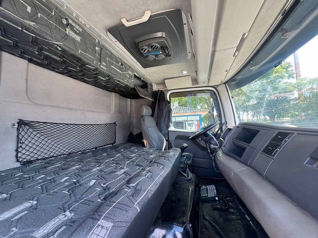 Caminhão VOLKSWAGEN VW 19420 Cavalo Mecânico ANO 2014 de Rodolima Caminhoes no Paraná