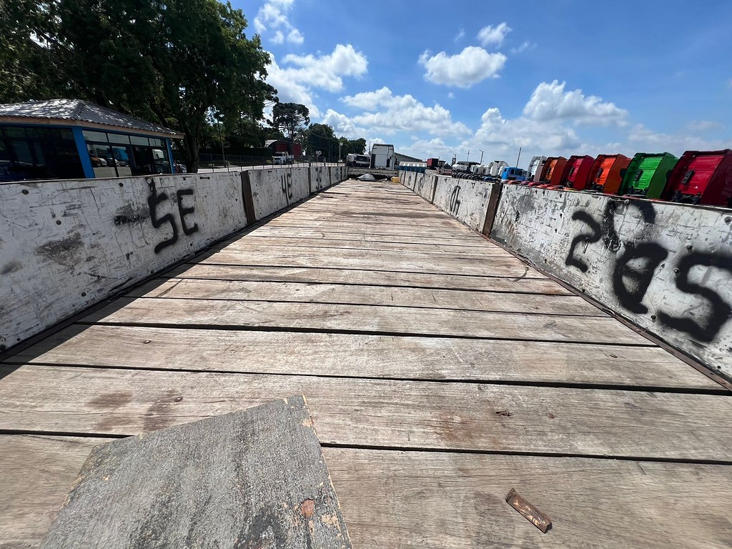 Carreta SEMI-REBOQUE CARGA SECA Facchini ANO 2013 1+1+1 Vanderleia de Rodolima Caminhoes no Paraná