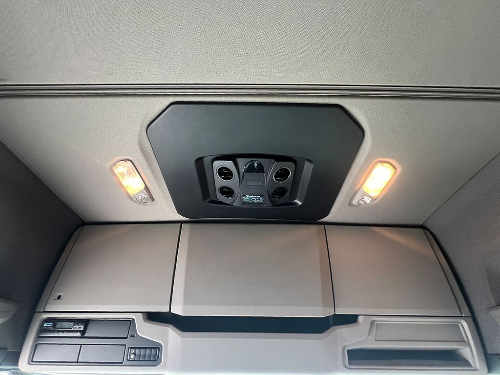 Caminhão SCANIA 450 Cavalo Mecânico ANO 2020 de Rodolima Caminhoes no Paraná