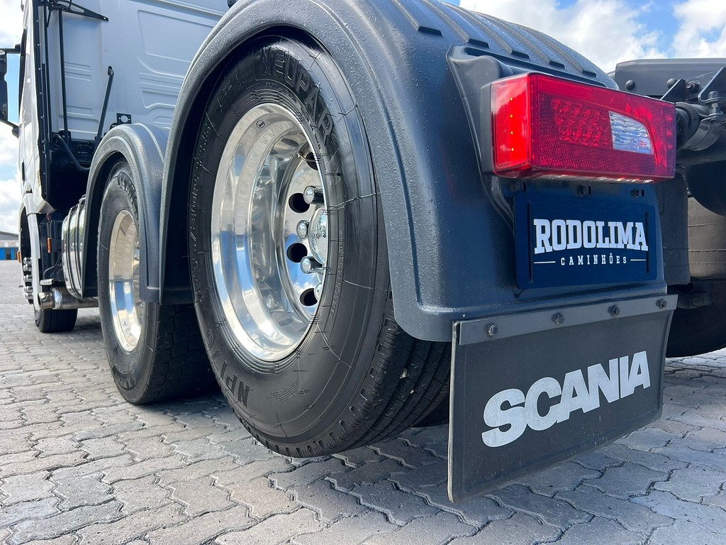 Caminhão SCANIA 450 Cavalo Mecânico ANO 2020 de Rodolima Caminhoes no Paraná