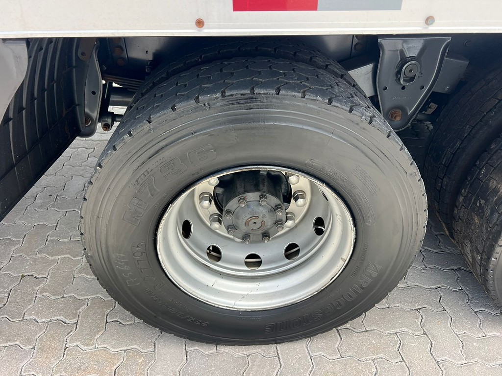 Caminhão VOLVO VM 270 Baú Furgão ANO 2021 de Rodolima Caminhoes no Paraná