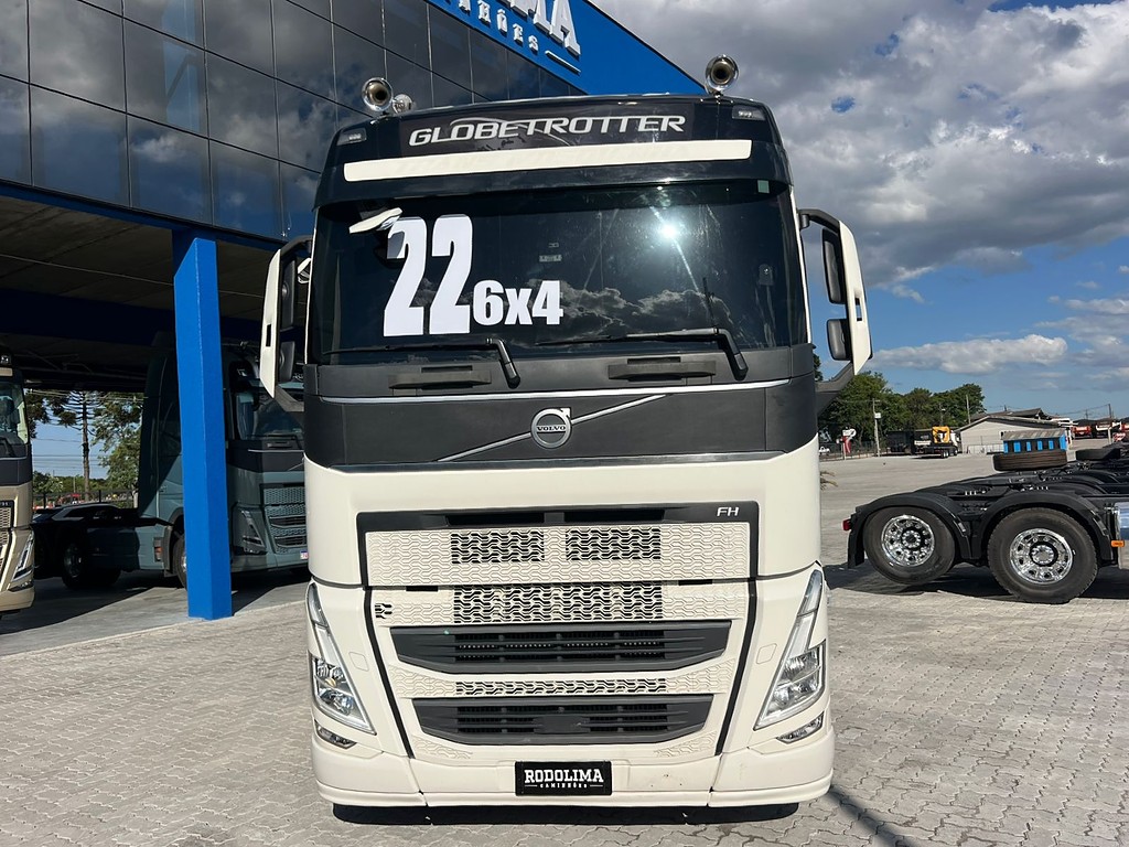 Caminhão VOLVO FH 540 Cavalo Mecânico ANO 2022 de Rodolima Caminhoes no Paraná