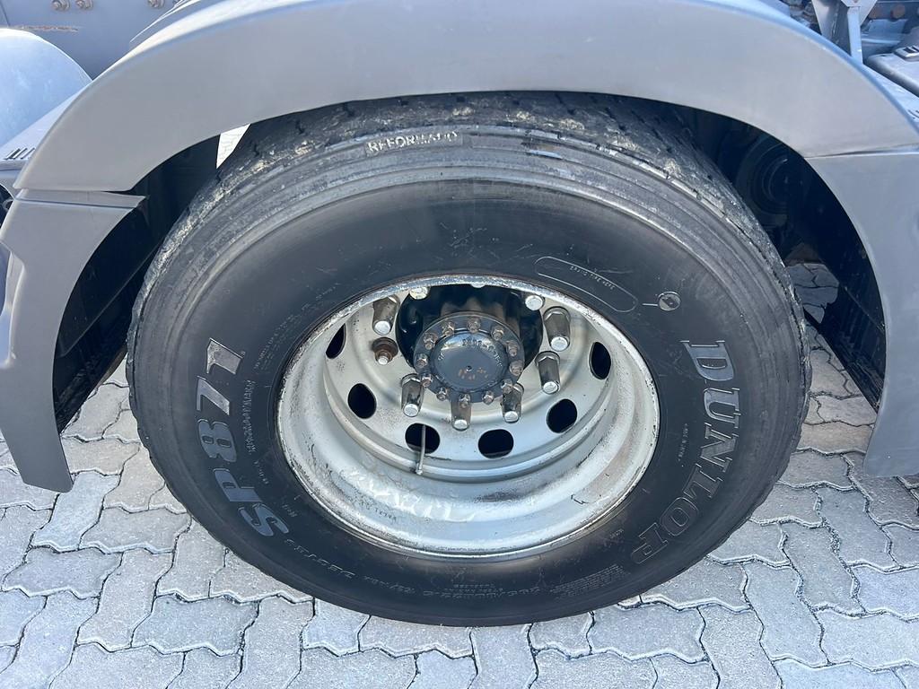 Caminhão VOLVO FH 540 Cavalo Mecânico ANO 2016 de Rodolima Caminhoes no Paraná