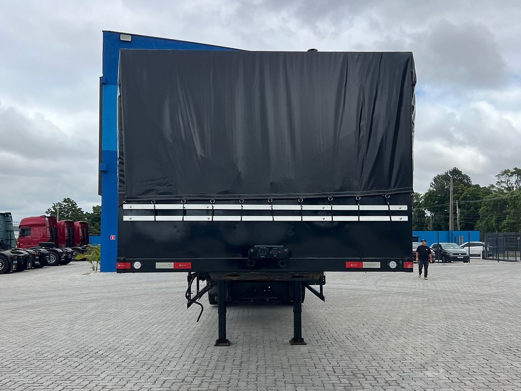 Carreta SEMI-REBOQUE GRANELEIRO Librelato ANO 2021 3 Eixos de Rodolima Caminhoes no Paraná