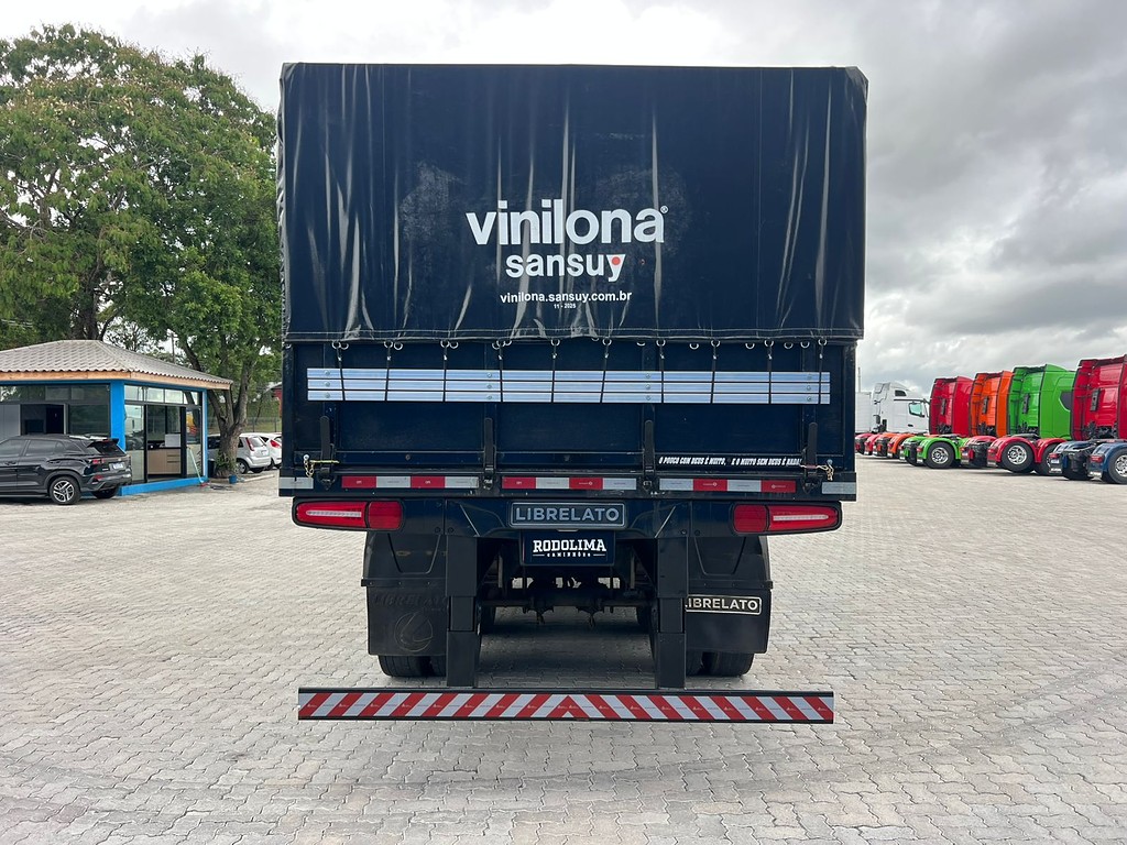 Carreta SEMI-REBOQUE GRANELEIRO Librelato ANO 2021 3 Eixos de Rodolima Caminhoes no Paraná