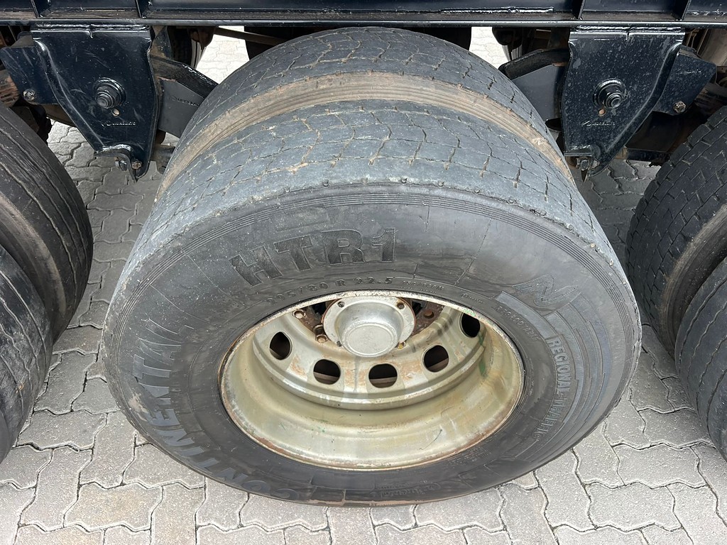 Carreta SEMI-REBOQUE GRANELEIRO Librelato ANO 2021 3 Eixos de Rodolima Caminhoes no Paraná