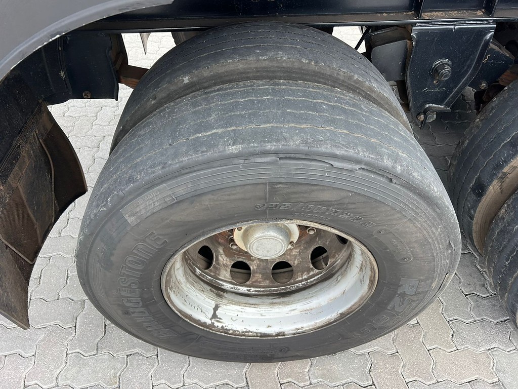 Carreta SEMI-REBOQUE GRANELEIRO Librelato ANO 2021 3 Eixos de Rodolima Caminhoes no Paraná