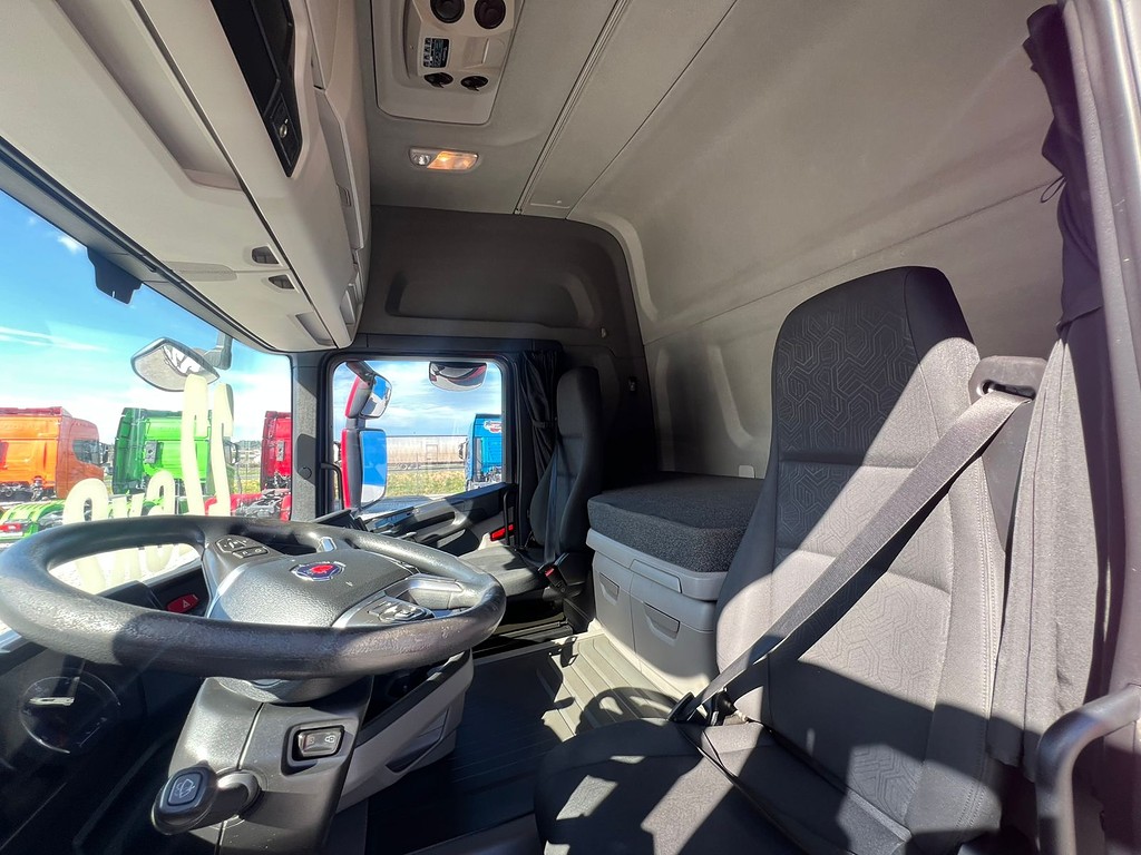 Caminhão SCANIA 450 Cavalo Mecânico ANO 2022 de Rodolima Caminhoes no Paraná