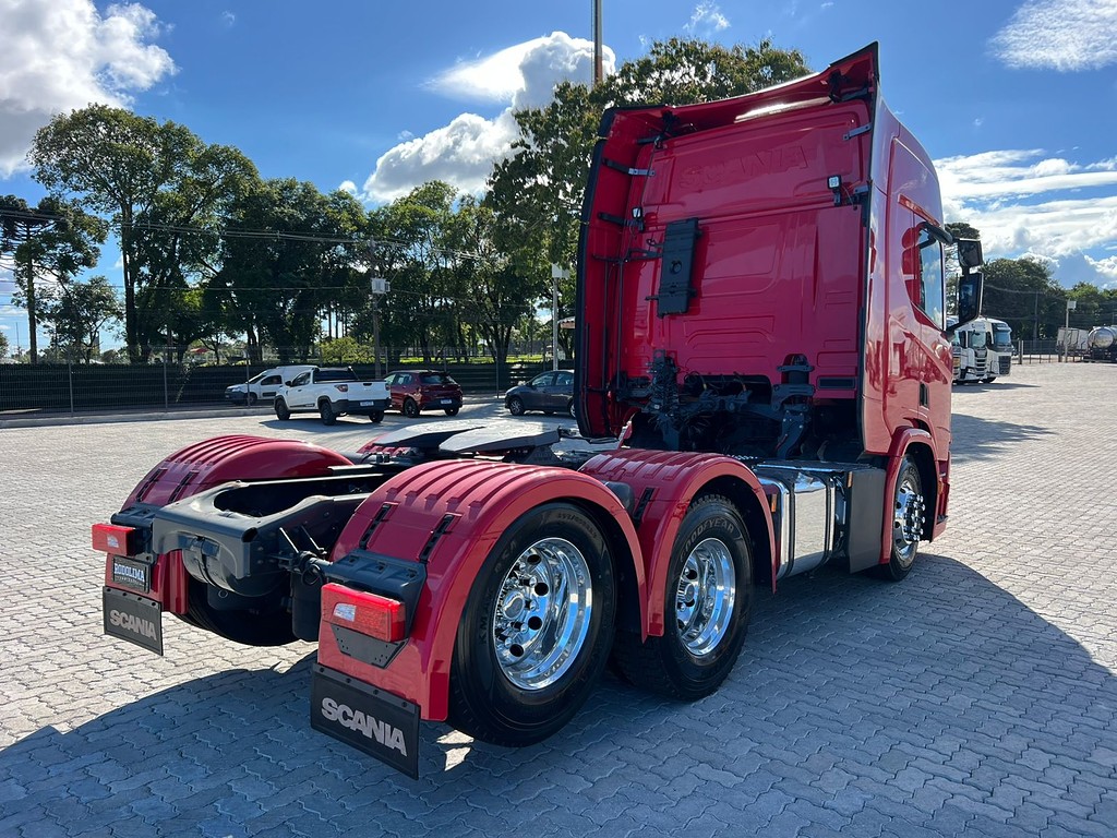 Caminhão SCANIA 450 Cavalo Mecânico ANO 2022 de Rodolima Caminhoes no Paraná