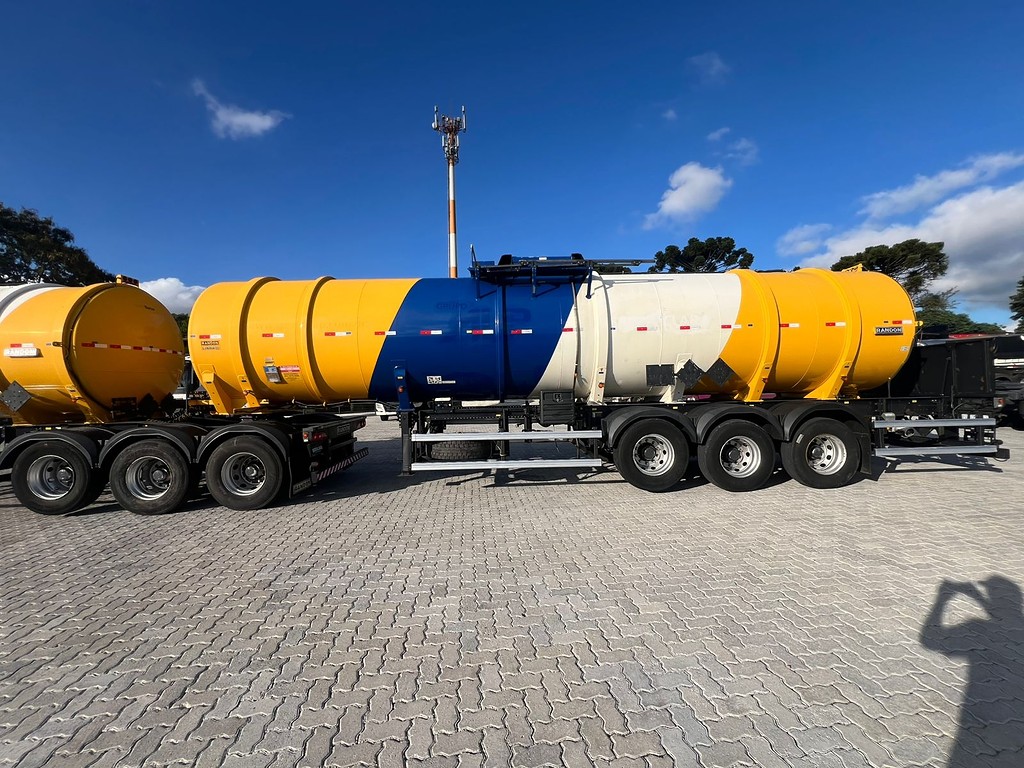 Carreta BITREM 9 EIXOS TANQUE AÇO Randon ANO 2020 9 Eixos de Rodolima Caminhoes no Paraná