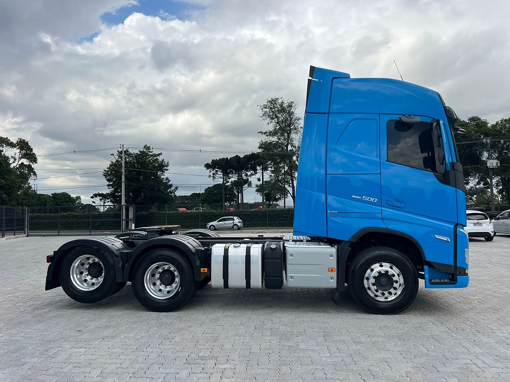 Caminhão VOLVO FH 500 Cavalo Mecânico ANO 2024 de Rodolima Caminhoes no Paraná