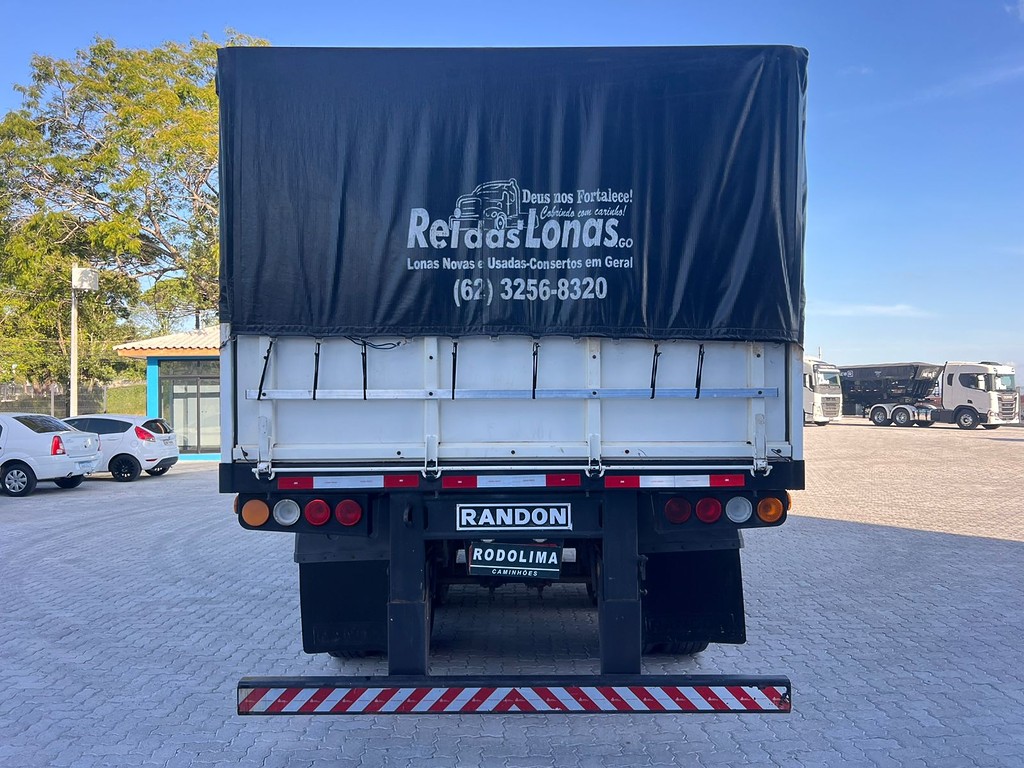 Carreta SEMI-REBOQUE GRANELEIRO Randon ANO 2010 3 Eixos de Rodolima Caminhoes no Paraná