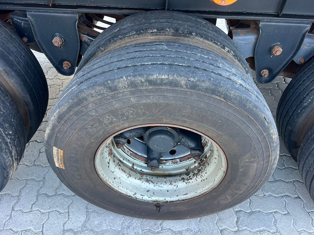 Carreta SEMI-REBOQUE GRANELEIRO Randon ANO 2010 3 Eixos de Rodolima Caminhoes no Paraná