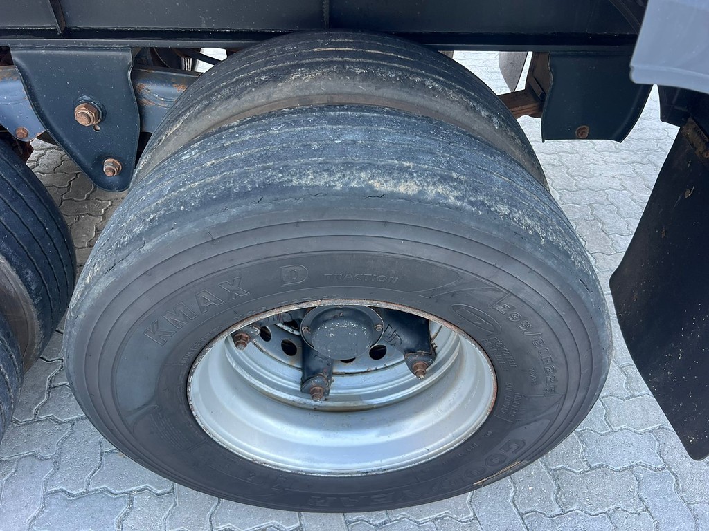 Carreta SEMI-REBOQUE GRANELEIRO Randon ANO 2010 3 Eixos de Rodolima Caminhoes no Paraná