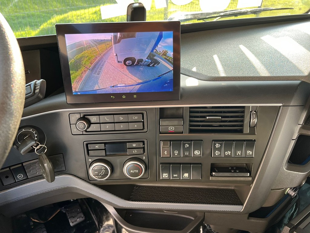 Caminhão VOLVO FH 460 Cavalo Mecânico ANO 2024 de Rodolima Caminhoes no Paraná