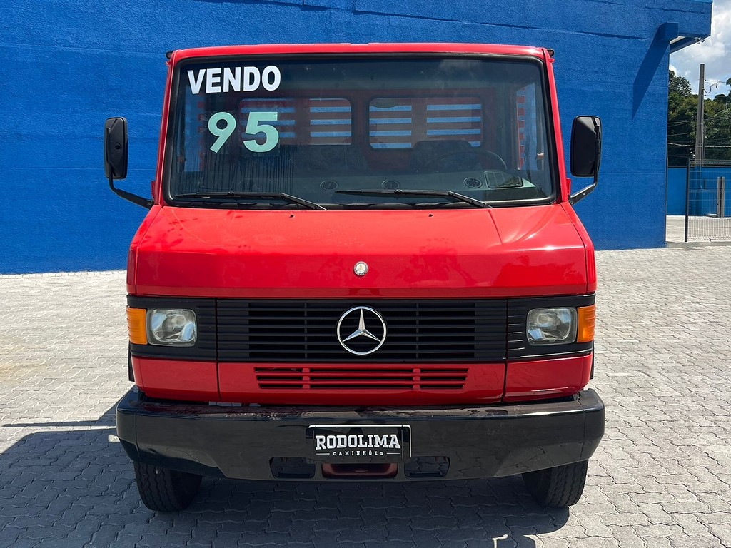 Caminhão MERCEDES BENZ MB 709 Carga Seca ANO 1995 de Rodolima Caminhoes no Paraná