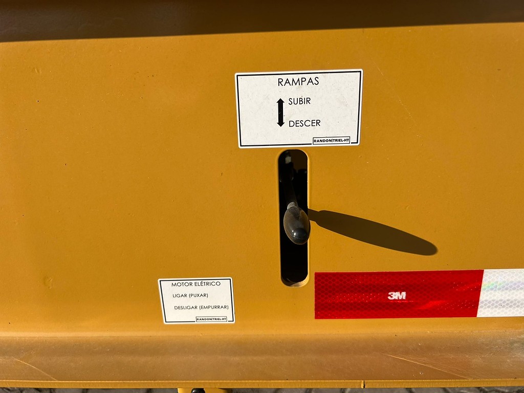 Carreta SEMI-REBOQUE PRANCHA Randon ANO 2025 3 Eixos de Rodolima Caminhoes no Paraná