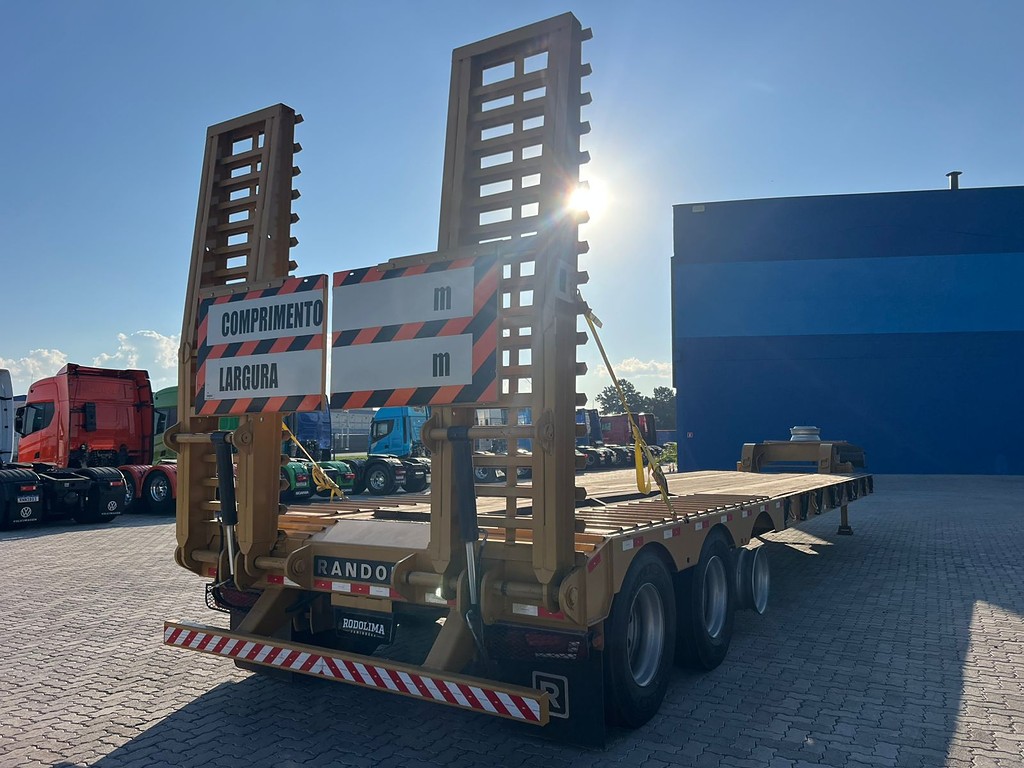 Carreta SEMI-REBOQUE PRANCHA Randon ANO 2025 3 Eixos de Rodolima Caminhoes no Paraná