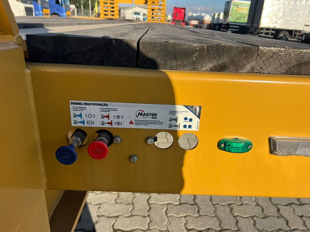 Carreta SEMI-REBOQUE PRANCHA Randon ANO 2025 3 Eixos de Rodolima Caminhoes no Paraná