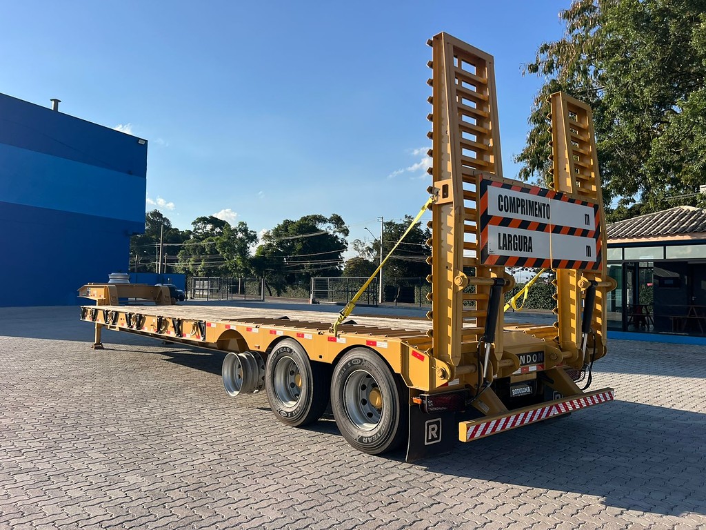 Carreta SEMI-REBOQUE PRANCHA Randon ANO 2025 3 Eixos de Rodolima Caminhoes no Paraná