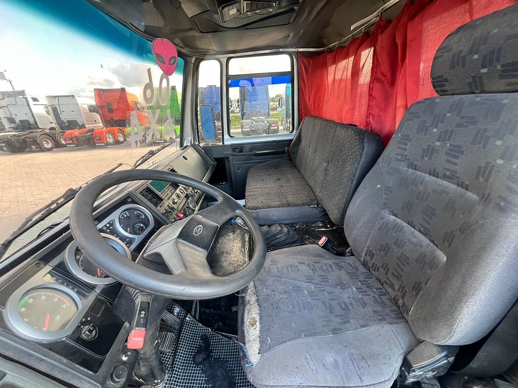 Caminhão FORD CARGO 2628 Caçamba Basculante ANO 2006 de Rodolima Caminhoes no Paraná