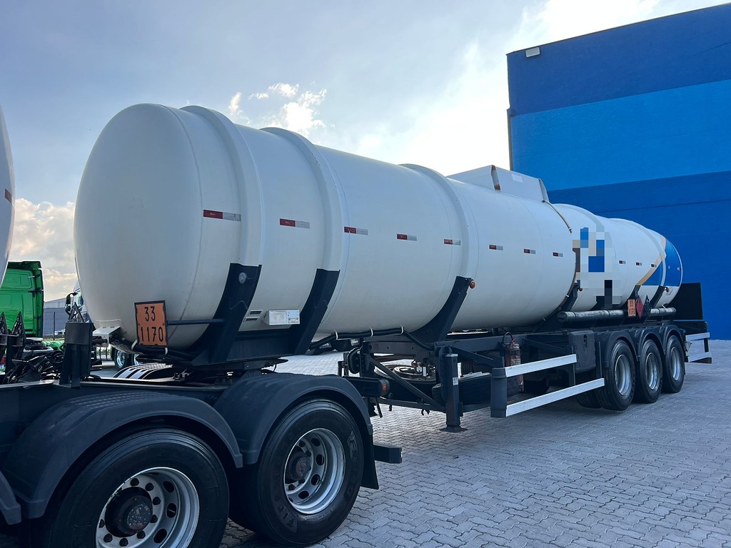 Carreta BITREM 9 EIXOS TANQUE AÇO Gotti ANO 2019 9 Eixos de Rodolima Caminhoes no Paraná