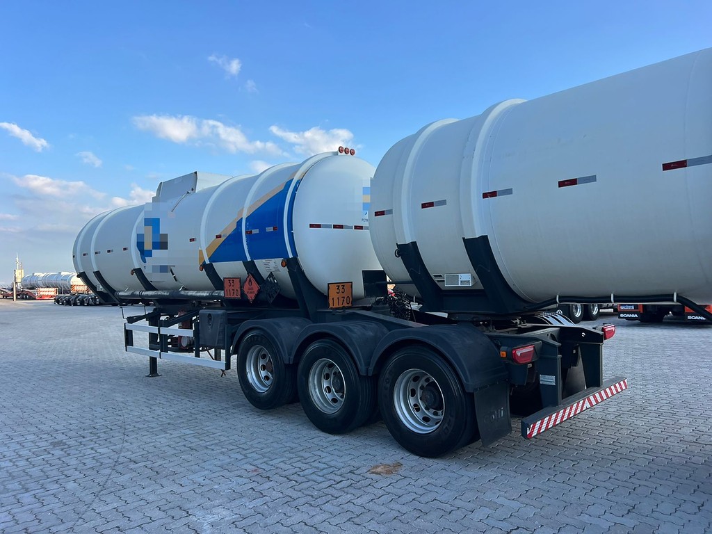 Carreta BITREM 9 EIXOS TANQUE AÇO Gotti ANO 2019 9 Eixos de Rodolima Caminhoes no Paraná