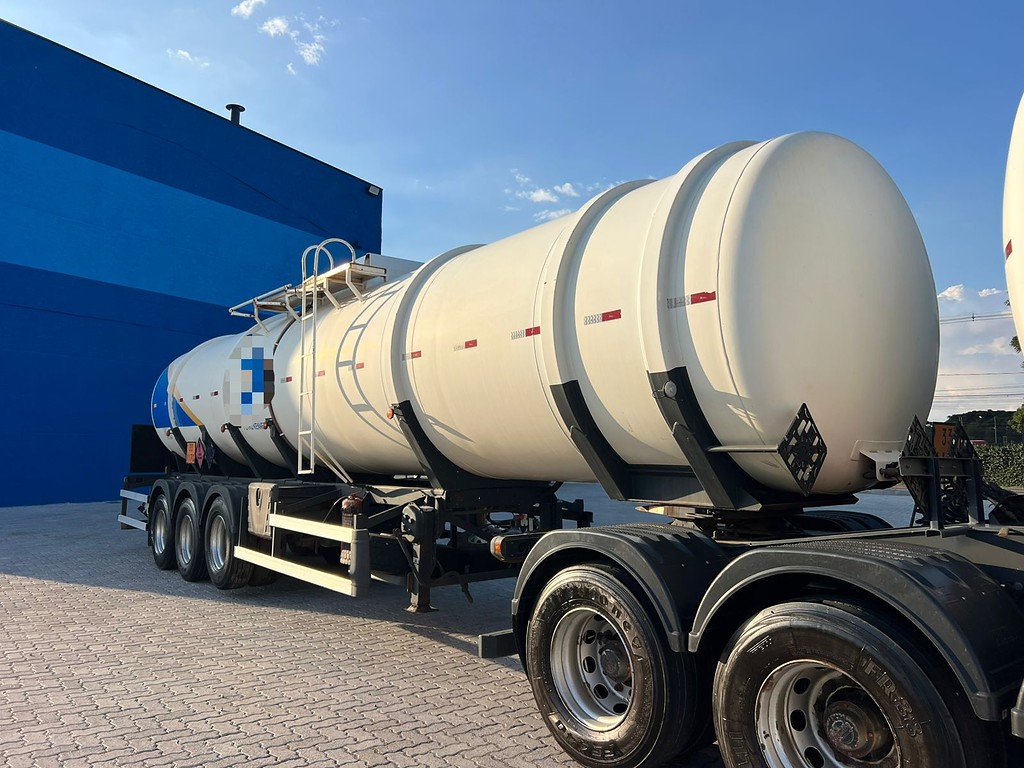 Carreta BITREM 9 EIXOS TANQUE AÇO Gotti ANO 2019 9 Eixos de Rodolima Caminhoes no Paraná