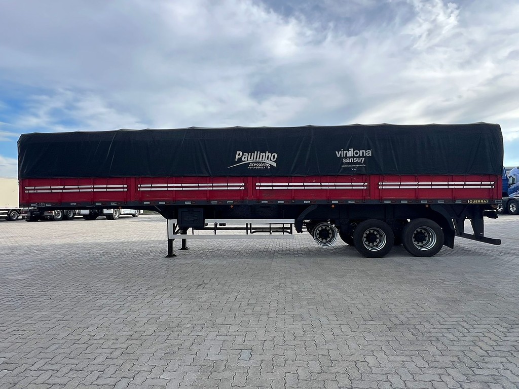 Carreta SEMI-REBOQUE GRANELEIRO Guerra ANO 2014 3 Eixos de Rodolima Caminhoes no Paraná