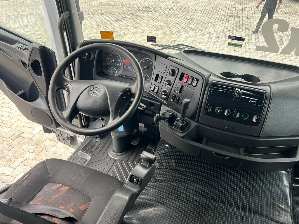 Caminhão MERCEDES BENZ MB 2544 Cavalo Mecânico ANO 2021 de Rodolima Caminhoes no Paraná