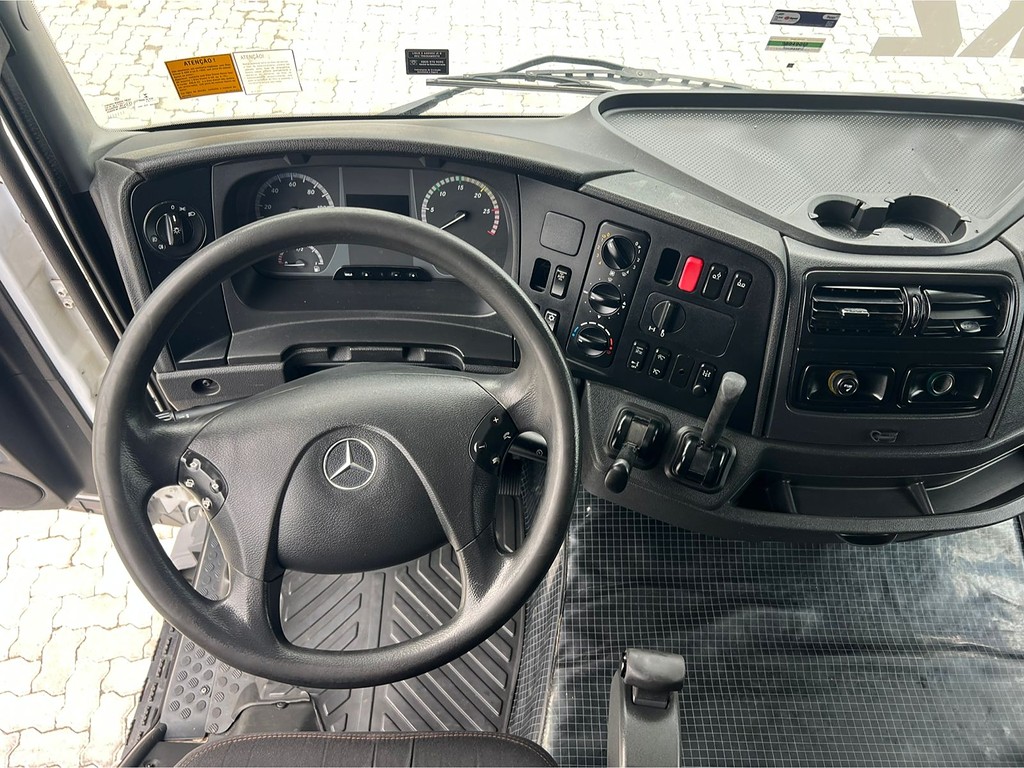 Caminhão MERCEDES BENZ MB 2544 Cavalo Mecânico ANO 2021 de Rodolima Caminhoes no Paraná