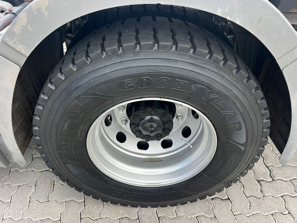 Caminhão MERCEDES BENZ MB 2544 Cavalo Mecânico ANO 2021 de Rodolima Caminhoes no Paraná