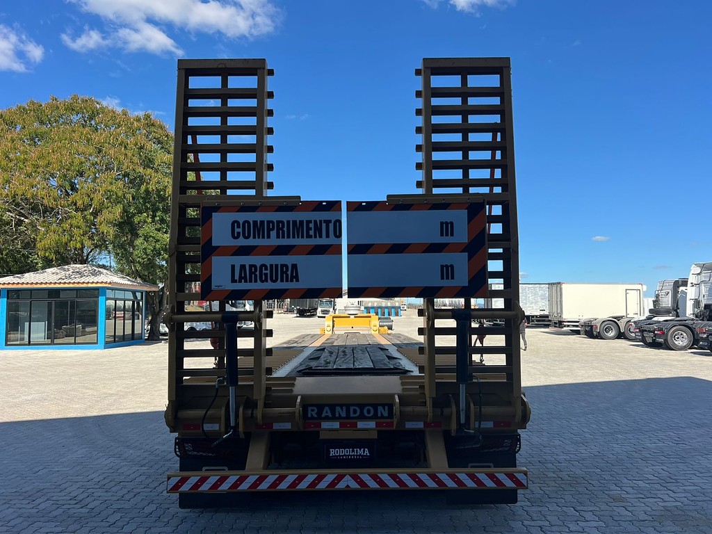 Carreta SEMI-REBOQUE PRANCHA Randon ANO 2025 3 Eixos de Rodolima Caminhoes no Paraná