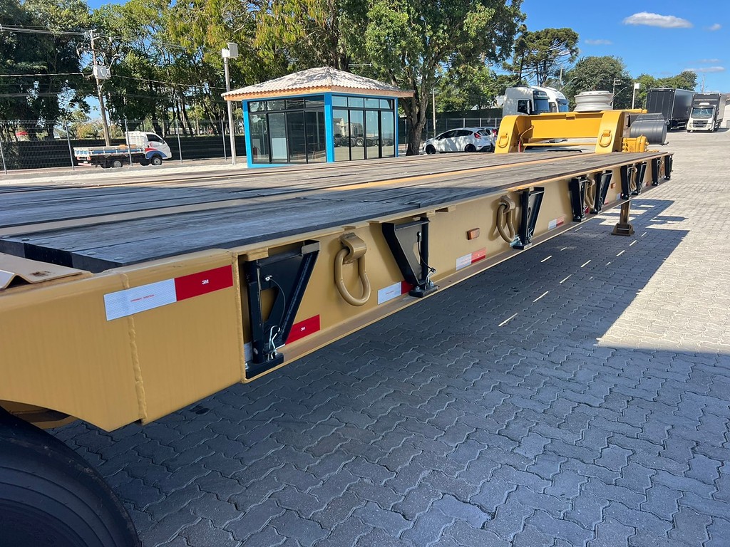 Carreta SEMI-REBOQUE PRANCHA Randon ANO 2025 3 Eixos de Rodolima Caminhoes no Paraná