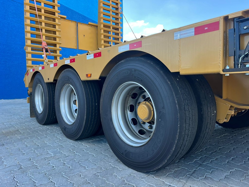 Carreta SEMI-REBOQUE PRANCHA Randon ANO 2025 3 Eixos de Rodolima Caminhoes no Paraná