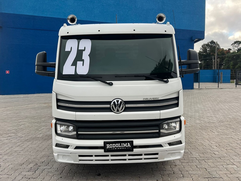 Caminhão VOLKSWAGEN VW 11180 Carroceria ANO 2023 de Rodolima Caminhoes no Paraná