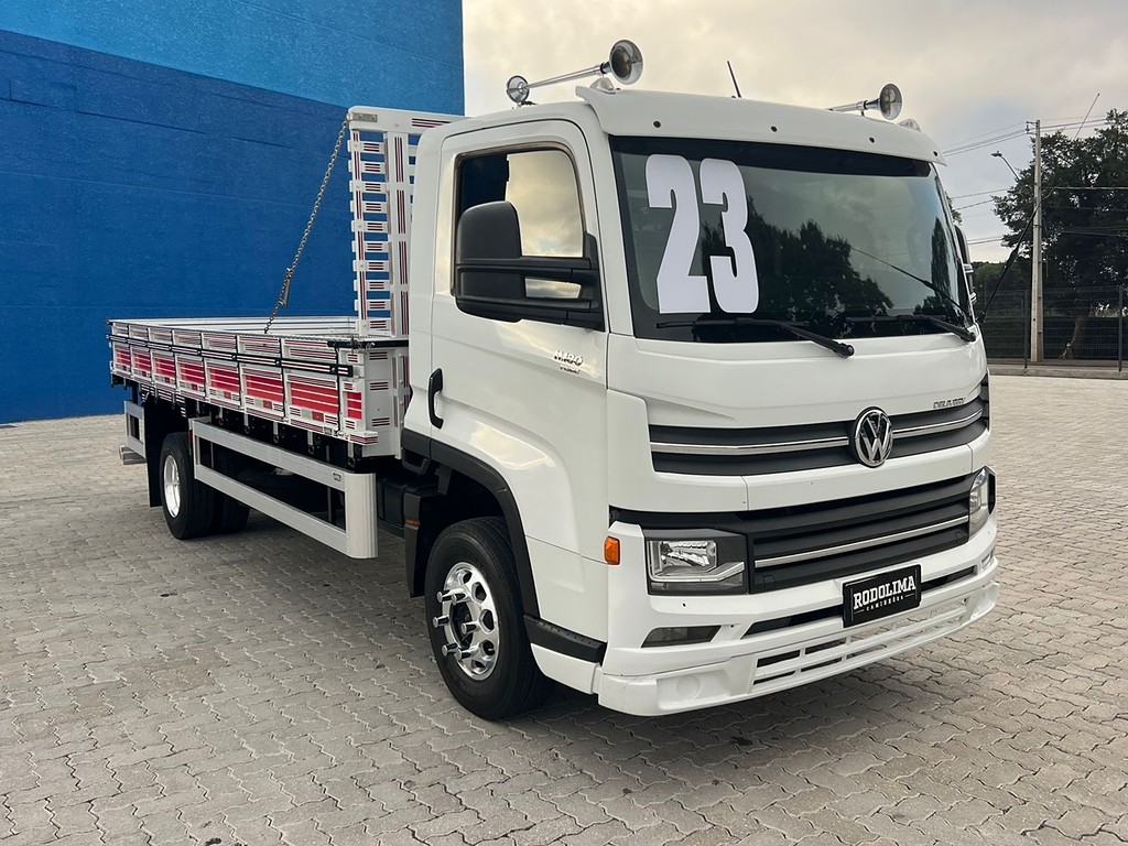 Caminhão VOLKSWAGEN VW 11180 Carroceria ANO 2023 de Rodolima Caminhoes no Paraná