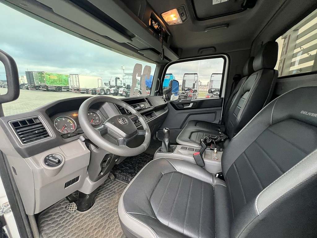 Caminhão VOLKSWAGEN VW 11180 Carroceria ANO 2023 de Rodolima Caminhoes no Paraná