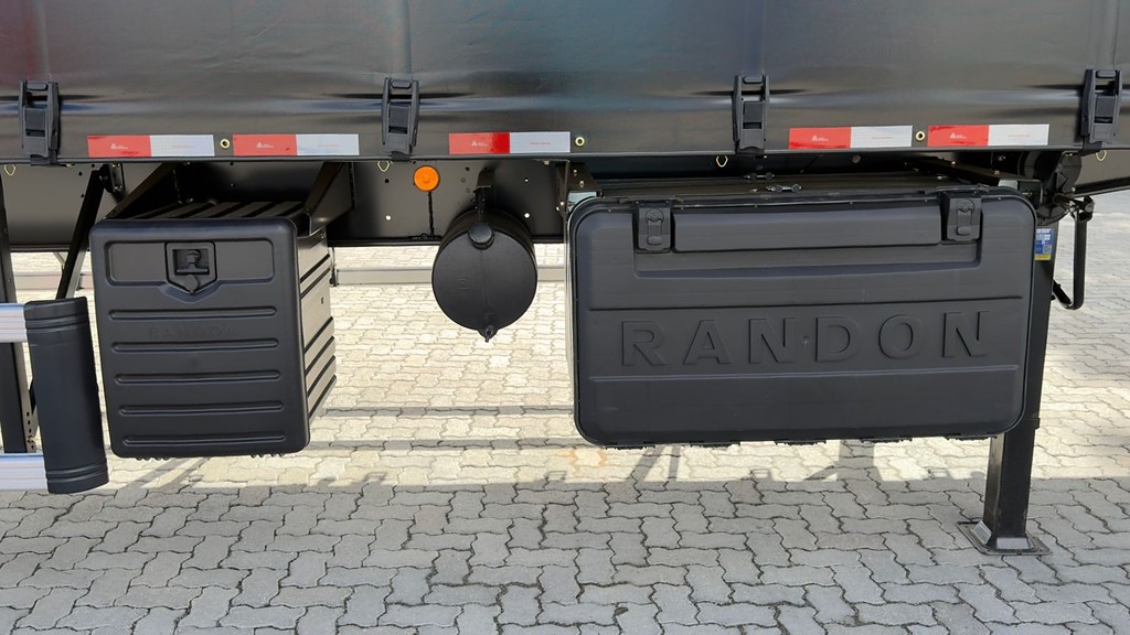 Carreta SEMI-REBOQUE BAU SIDER Randon ANO 2026 3 Eixos de Rodolima Caminhoes no Paraná