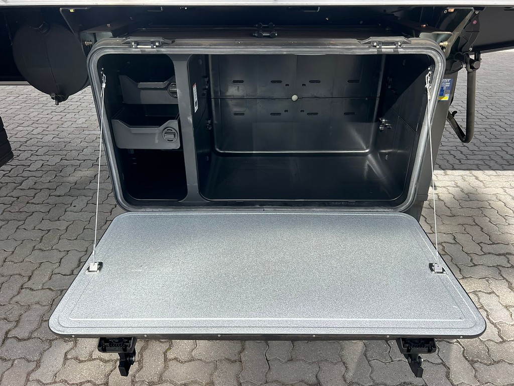 Carreta SEMI-REBOQUE BAU FURGAO Randon ANO 2026 3 Eixos de Rodolima Caminhoes no Paraná